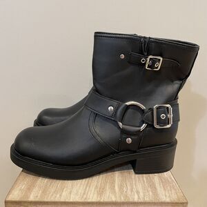 Universal Thread Women's Black Ankle Boots NEW size 10 Moto Biker Goth